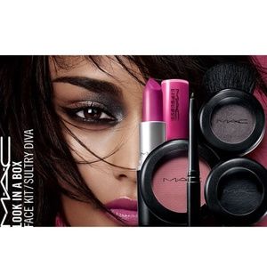 MAC Cosmetics Look in a Box Face Kit - Sultry Diva